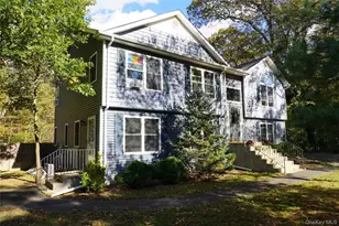 11 Pamela Dr, Ridge, NY 11961 - Photo 3