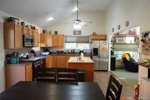 11 Pamela Dr, Ridge, NY 11961 - Photo 9