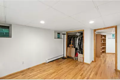 1030 Lakeshore Drive, Massapequa Park, NY 11762 - Photo 19