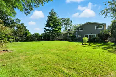 1030 Lakeshore Drive, Massapequa Park, NY 11762 - Photo 27