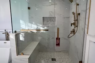 7 Greenway Cir, Syosset, NY 11791 - Photo 15