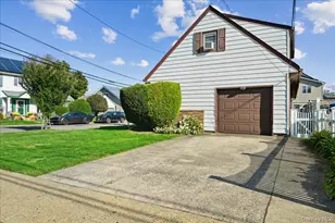 4 E Carpenter St, Valley Stream, NY 11580 - Photo 29