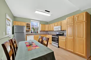 387 Cornwall Hill Rd, Patterson, NY 12563 - Photo 25
