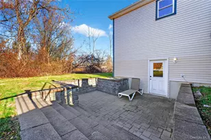 387 Cornwall Hill Rd, Patterson, NY 12563 - Photo 33