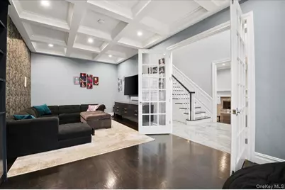 335 Summit Avenue, Cedarhurst, NY 11516 - Photo 15