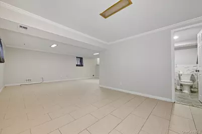 160-31 24th Avenue, Whitestone, NY 11357 - Photo 23