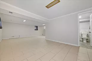 160-31 24th Ave, Whitestone, NY 11357 - Photo 23