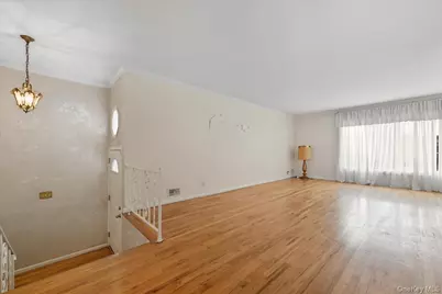 160-31 24th Avenue, Whitestone, NY 11357 - Photo 3