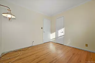 160-31 24th Ave, Whitestone, NY 11357 - Photo 19