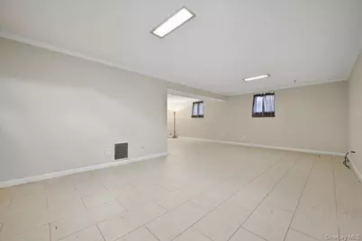 160-31 24th Avenue, Whitestone, NY 11357 - Photo 21