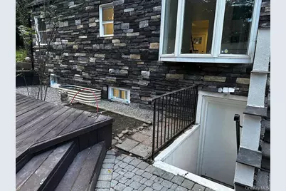 18 Davis Street, Melville, NY 11747 - Photo 7