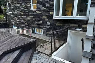 18 Davis St, Melville, NY 11747 - Photo 7