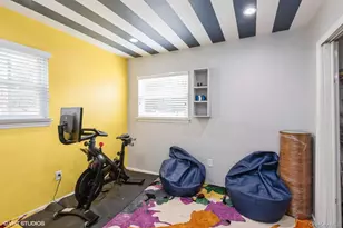 729 Wilson St, Woodmere, NY 11581 - Photo 21