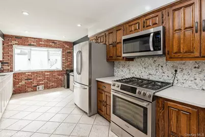 729 Wilson Street, Woodmere, NY 11581 - Photo 7