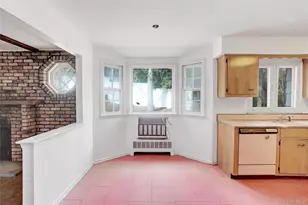 5 Chatham Pl, Dix Hills, NY 11746 - Photo 7