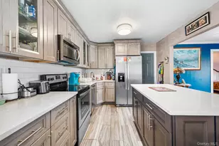 351 Atlantic St, Central Islip, NY 11722 - Photo 7