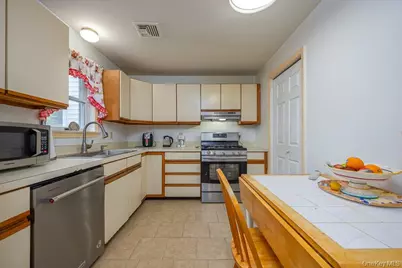 54 Ossman Court, Garnerville, NY 10923 - Photo 9