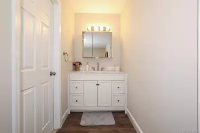 2 Nob Hill Drive, Elmsford, NY 10523 - Photo 23