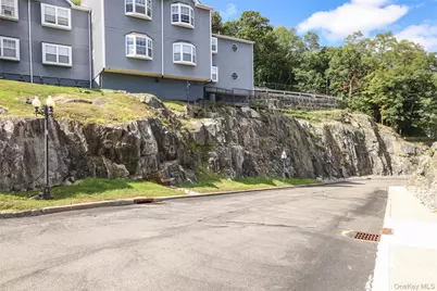 2 Nob Hill Drive, Elmsford, NY 10523 - Photo 37