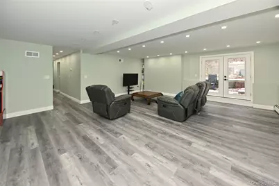 7 Charlotte Drive, Spring Valley, NY 10977 - Photo 23