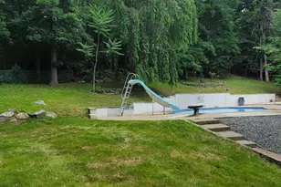 7 Charlotte Dr, Spring Valley, NY 10977 - Photo 3