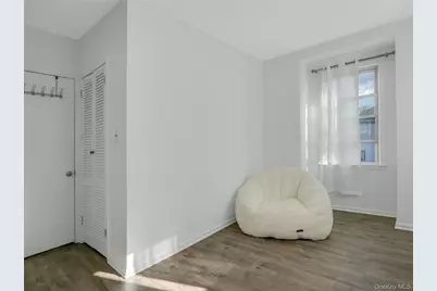 46 Meadow Lane, New Rochelle, NY 10805 - Photo 21