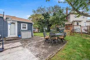 12-11 Brunswick Ave, Far Rockaway, NY 11691 - Photo 15