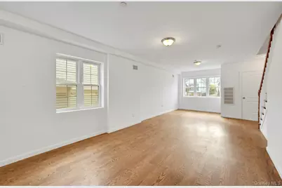 820 Hollywood Avenue, Bronx, NY 10465 - Photo 9