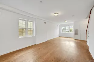 820 Hollywood Ave, Bronx, NY 10465 - Photo 9