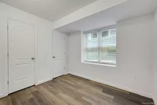 820 Hollywood Ave, Bronx, NY 10465 - Photo 31