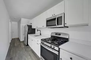 822 Hollywood Ave, Bronx, NY 10465 - Photo 35