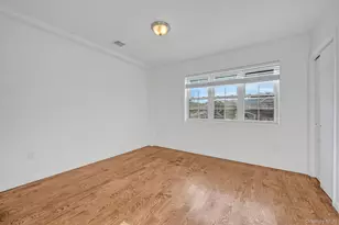 822 Hollywood Ave, Bronx, NY 10465 - Photo 17