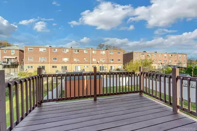 822 Hollywood Avenue, Bronx, NY 10465 - Photo 27