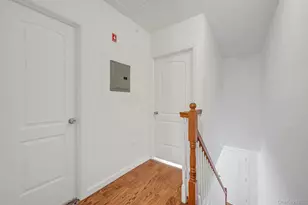 822 Hollywood Ave, Bronx, NY 10465 - Photo 15