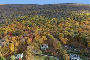 8 Brian Ct, Salisbury Mills, NY 12577 - Photo 9