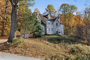 8 Brian Ct, Salisbury Mills, NY 12577 - Photo 25