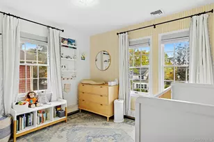 34 Davis Rd, Port Washington, NY 11050 - Photo 15