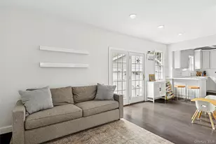 34 Davis Rd, Port Washington, NY 11050 - Photo 5