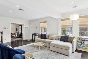 34 Davis Rd, Port Washington, NY 11050 - Photo 3