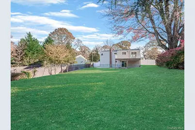 99 Elmwood Avenue, Selden, NY 11784 - Photo 37