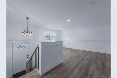 99 Elmwood Avenue, Selden, NY 11784 - Photo 3