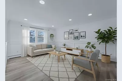 99 Elmwood Avenue, Selden, NY 11784 - Photo 5