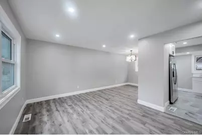 3004 New London Avenue, Medford, NY 11763 - Photo 9