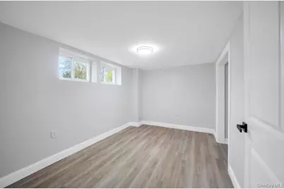 3004 New London Avenue, Medford, NY 11763 - Photo 23