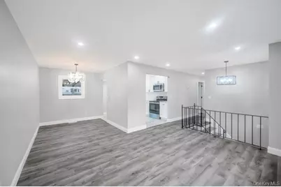 3004 New London Avenue, Medford, NY 11763 - Photo 7