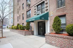 525 W 235th St, Bronx, NY 10463 - Photo 9