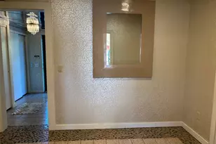 185 S Country Rd, Patchogue, NY 11772 - Photo 21