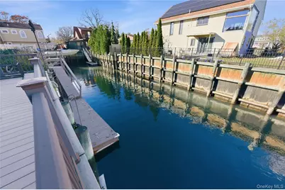 613 Smith Place, Oceanside, NY 11572 - Photo 25