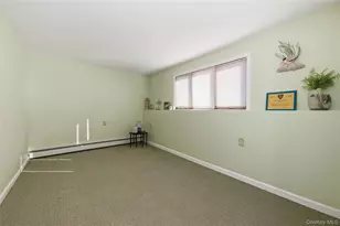 613 Smith Pl, Oceanside, NY 11572 - Photo 17