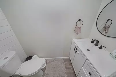 227 Springmeadow Drive #B, Holbrook, NY 11741 - Photo 7